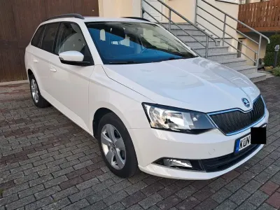 Gebraucht Skoda Fabia Ambition 95 PS (69 kW) 2018 Weiß Kombi