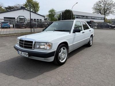 Second-hand Mercedes 190 105 CP (77 kW) 1992 Alb Berlinǎ