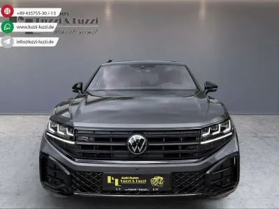 Neu VW Touareg Edition 286 PS (210 kW) 2026 Siliziumgrau metalli SUV