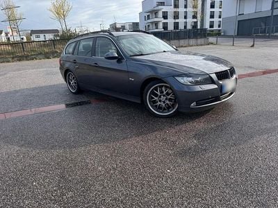 Gebraucht BMW 330 233 PS (171 kW) 2007 Andere farben Kombi
