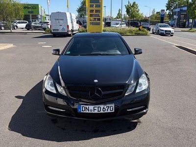 Usata Mercedes E200 Avantgarde 184 CV (135 kW) 2011 Nero Coupé