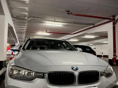 Usata BMW 318 150 CV (110 kW) 2016 Argento Station wagon