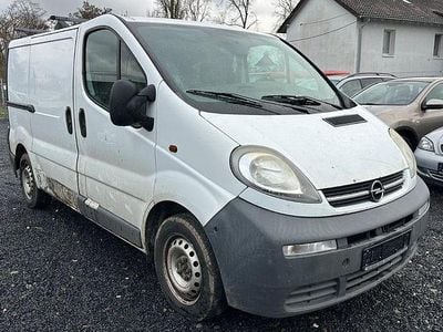Gebraucht Opel Vivaro 101 PS (74 kW) 2007 Weiß Van / Kleinbus