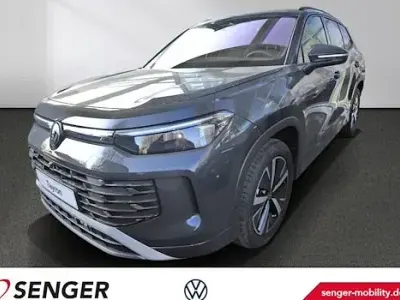 Neu VW Tayron Elegance 150 PS (110 kW) 2026 Grau SUV