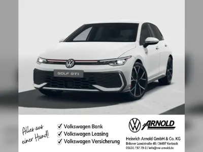 Neu VW Golf VIII GTI 265 PS (194 kW) 2026 Pure white uni Limousine