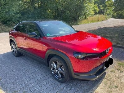 Rot Gebraucht 2022 Mazda MX30 Ad'Vantage SUV | 15.300 € (Fairer Preis)