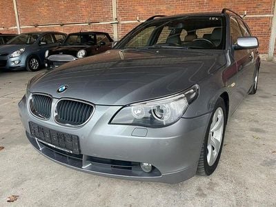 Gebraucht BMW 525 177 PS (130 kW) 2005 Grau Kombi
