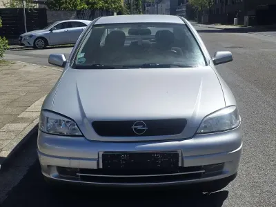 Second-hand Opel Astra Basis 101 CP (74 kW) 2001 Gri Hatchback