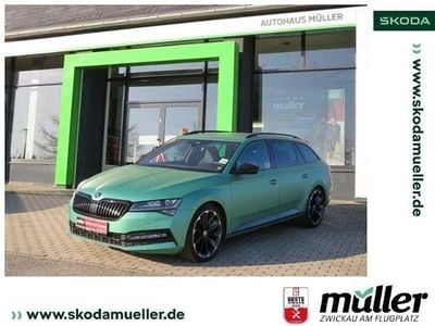 Grün Gebraucht 2021 Skoda Superb SportLine Kombi | 28.890 € (Fairer Preis)