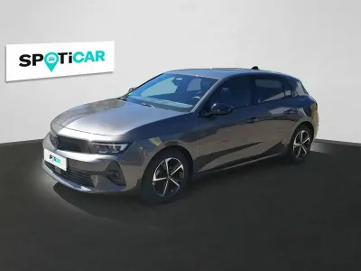 Gebraucht Opel Astra 131 PS (96 kW) 2024 Mondsteingrau Kleinwagen