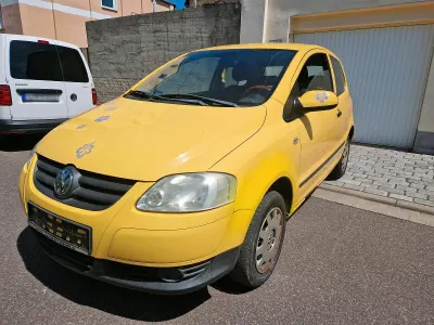 Gebraucht VW Fox 54 PS (39 kW) 2006 Gold Kleinwagen