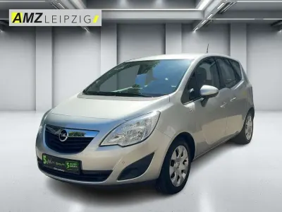 Gebraucht Opel Meriva Edition 101 PS (74 kW) 2010 Starsilber iii m2 Van / Kleinbus