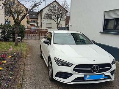 Gebraucht Mercedes CLA250e Shooting Brake 160 PS (117 kW) 2021 Weiß Kombi