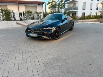 Gebraucht Mercedes CLE200 Advanced Plus 204 PS (150 kW) 2024 Schwarz Coupé