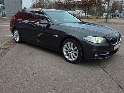 Gebraucht BMW 530 Luxury Line 258 PS (189 kW) 2016 Grau Kombi