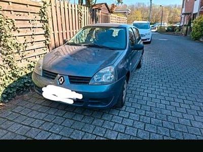 Usata Renault Clio II Campus 55 CV (40 kW) 2007 Grigio Utilitaria