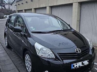 Gebraucht Toyota Verso 126 PS (92 kW) 2010 Schwarz Van / Kleinbus