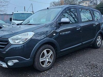 Gebraucht Dacia Lodgy Stepway 109 PS (80 kW) 2016 Grau Van / Kleinbus