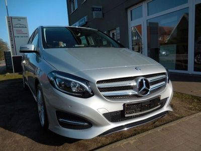 Mercedes B200