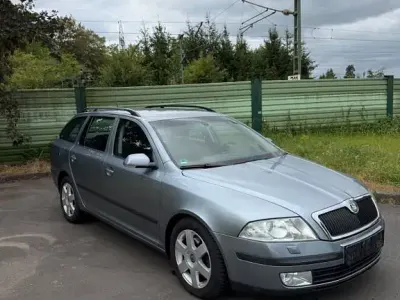 Gebraucht Skoda Octavia Elegance 140 PS (102 kW) 2005 Blau Kombi