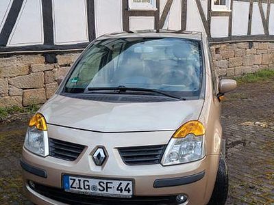 Gebraucht Renault Modus 88 PS (64 kW) 2004 Gold Van / Kleinbus