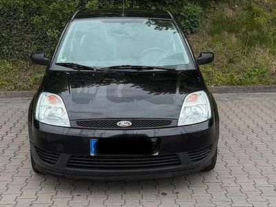 Usado Ford Fiesta 60 HP (44 kW) 2005 Preto Citadino