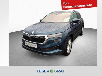 Lavablau metallic Gebraucht 2023 Skoda Karoq Style SUV | 31.960 € (Etwas zu teuer)