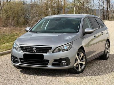 Gebraucht Peugeot 308 SW 131 PS (96 kW) 2019 Grau Kombi