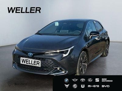 Neu Toyota Corolla Hybrid 140 PS (102 kW) 2026 Grau Limousine
