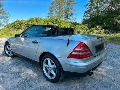 Gebraucht Mercedes SLK200 136 PS (100 kW) 2000 Silber Cabrio