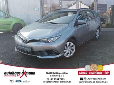 Gebraucht Toyota Auris Cool 99 PS (72 kW) 2016 New medium silver/ grey Kombi