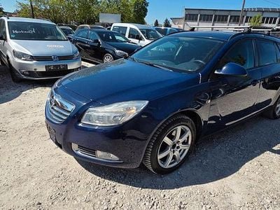 Second-hand Opel Insignia 130 CP (95 kW) 2012 Albastru Berlinǎ