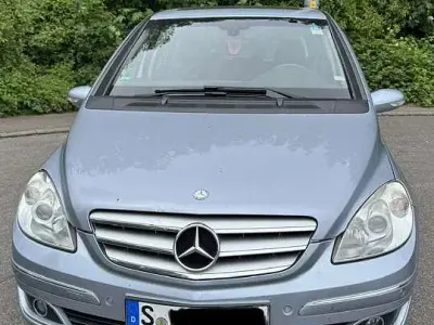 Gebraucht Mercedes B200 140 PS (102 kW) 2007 Blau Van / Kleinbus