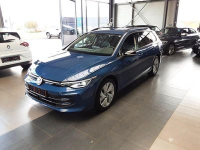 Second-hand VW Golf VIII Goal 150 CP (110 kW) 2025 Albastru Break