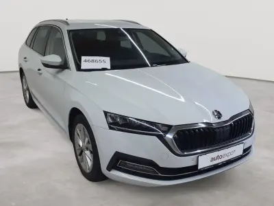 Gebraucht Skoda Octavia Style 150 PS (110 kW) 2023 Moonweiß perleffekt Kombi