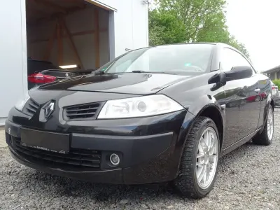 Gebraucht Renault Mégane Cabriolet Dynamique 131 PS (96 kW) 2006 Schwarz Cabrio