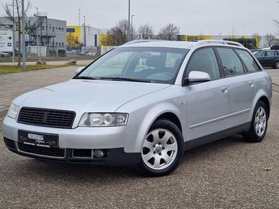 Silber Gebraucht 2001 Audi A4 Comfort Kombi | 2.999 € (Fairer Preis)