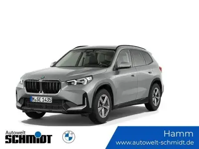 Gebraucht BMW X1 Comfort Edition 170 PS (125 kW) 2025 Space silber SUV