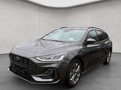 Grau Gebraucht 2024 Ford Focus ST-Line X Kombi | 22.990 € (Guter Preis)