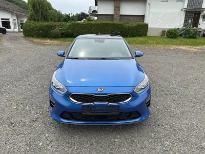 Gebraucht Kia Ceed Platinum Edition 136 PS (100 kW) 2019 Blau Kleinwagen