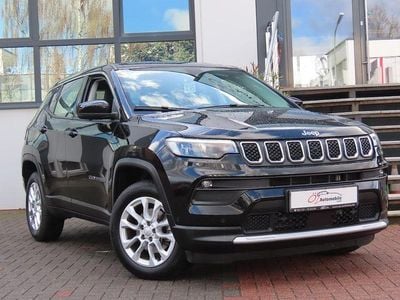 Gebraucht Jeep Compass 131 PS (96 kW) 2024 Schwarz SUV