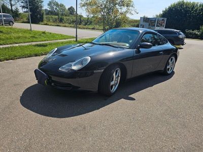 Porsche 911 Carrera 4