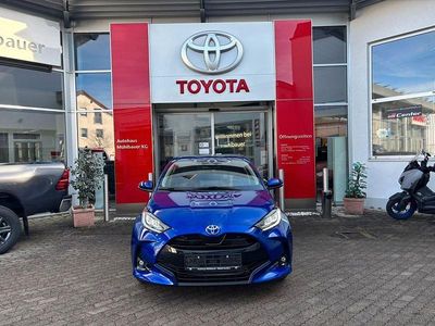 Neu Toyota Yaris Hybrid Comfort 92 PS (67 kW) 2026 Blau Limousine