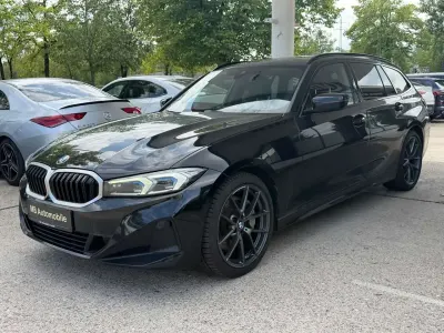 Gebraucht BMW 330 Sport Line 245 PS (180 kW) 2022 Schwarz Kombi