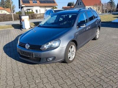 Gebraucht VW Golf VII Match 122 PS (89 kW) 2012 Grau Kombi