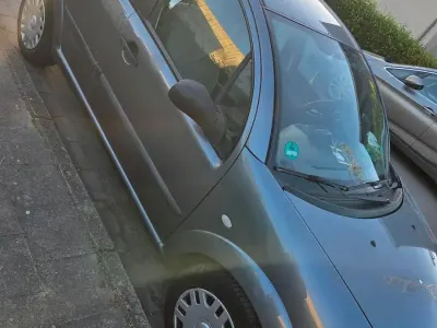 Occasion Citroën C3 70 ch (51 kW) 2004 Gris Citadine
