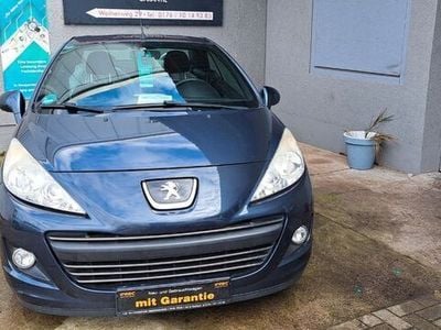Gebraucht Peugeot 207 CC Access 120 PS (88 kW) 2013 Lackierung smaltblau/metallic Cabrio
