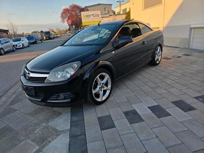 Gebraucht Opel Astra Cabriolet 116 PS (85 kW) 2007 Schwarz Cabrio