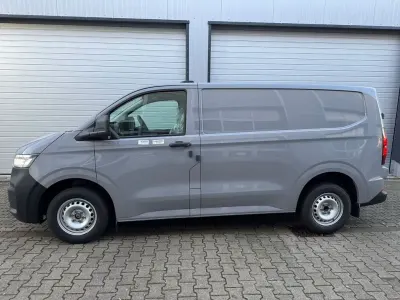 Neu VW Transporter 110 PS (80 kW) 2026 Grau Van
