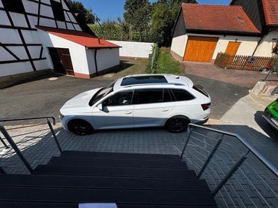 Usata Skoda Superb 150 CV (110 kW) 2021 Bianco Station wagon